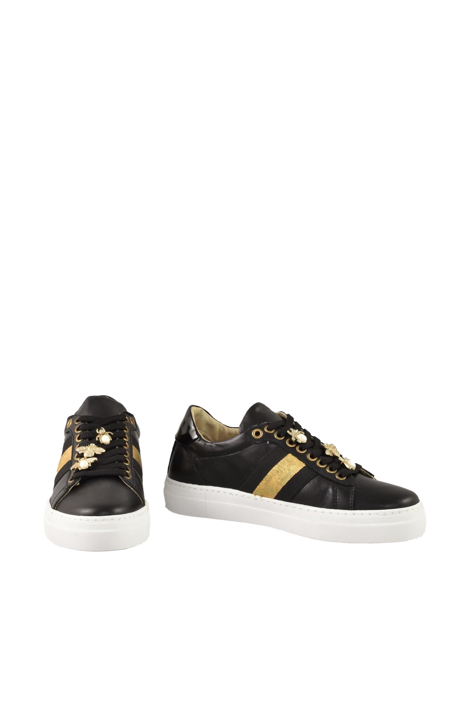 TWELVE STYLE DIVISION - SHOES