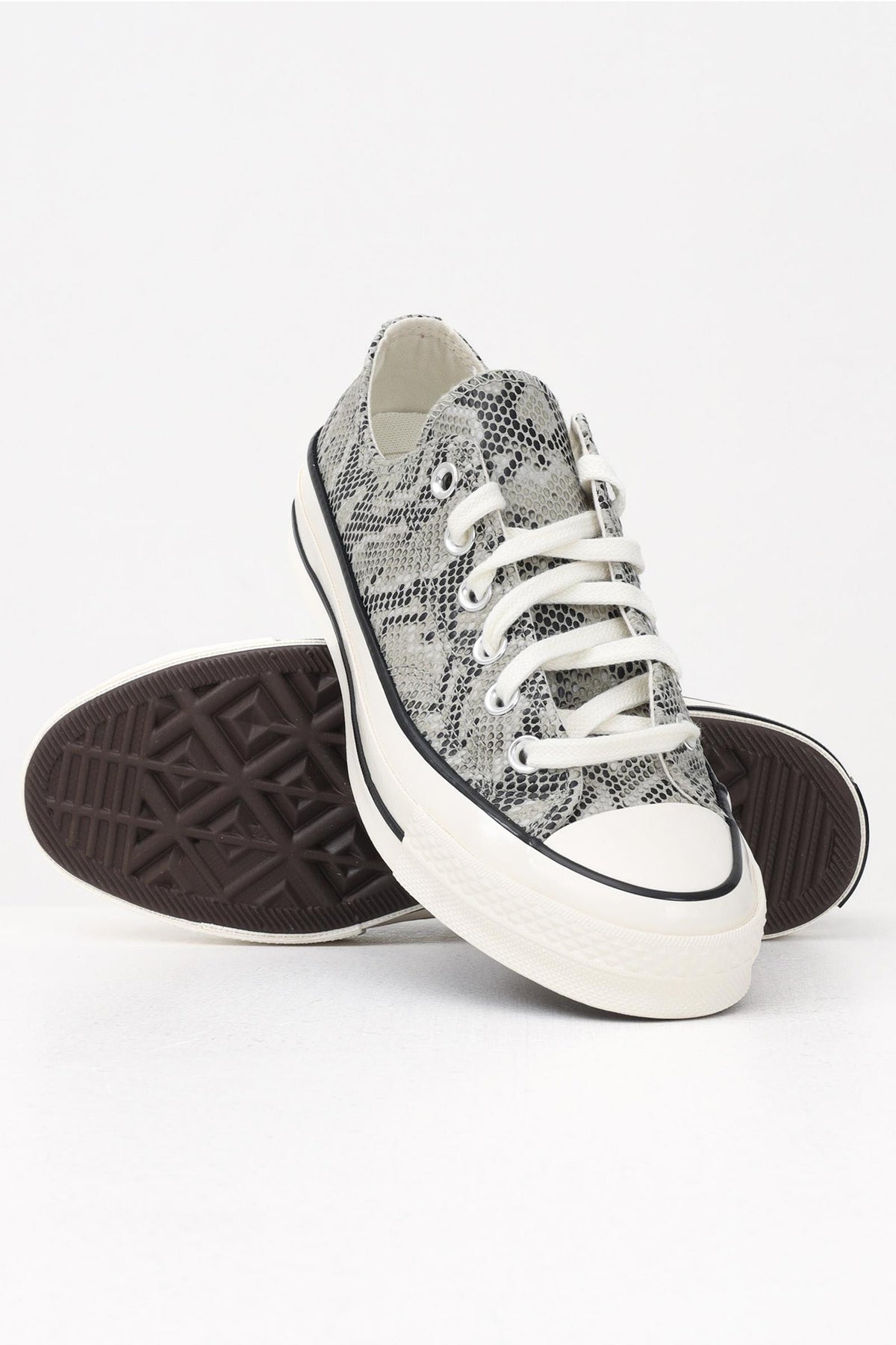 CONVERSE ALL STAR CHUCK TAYLOR - SHOES