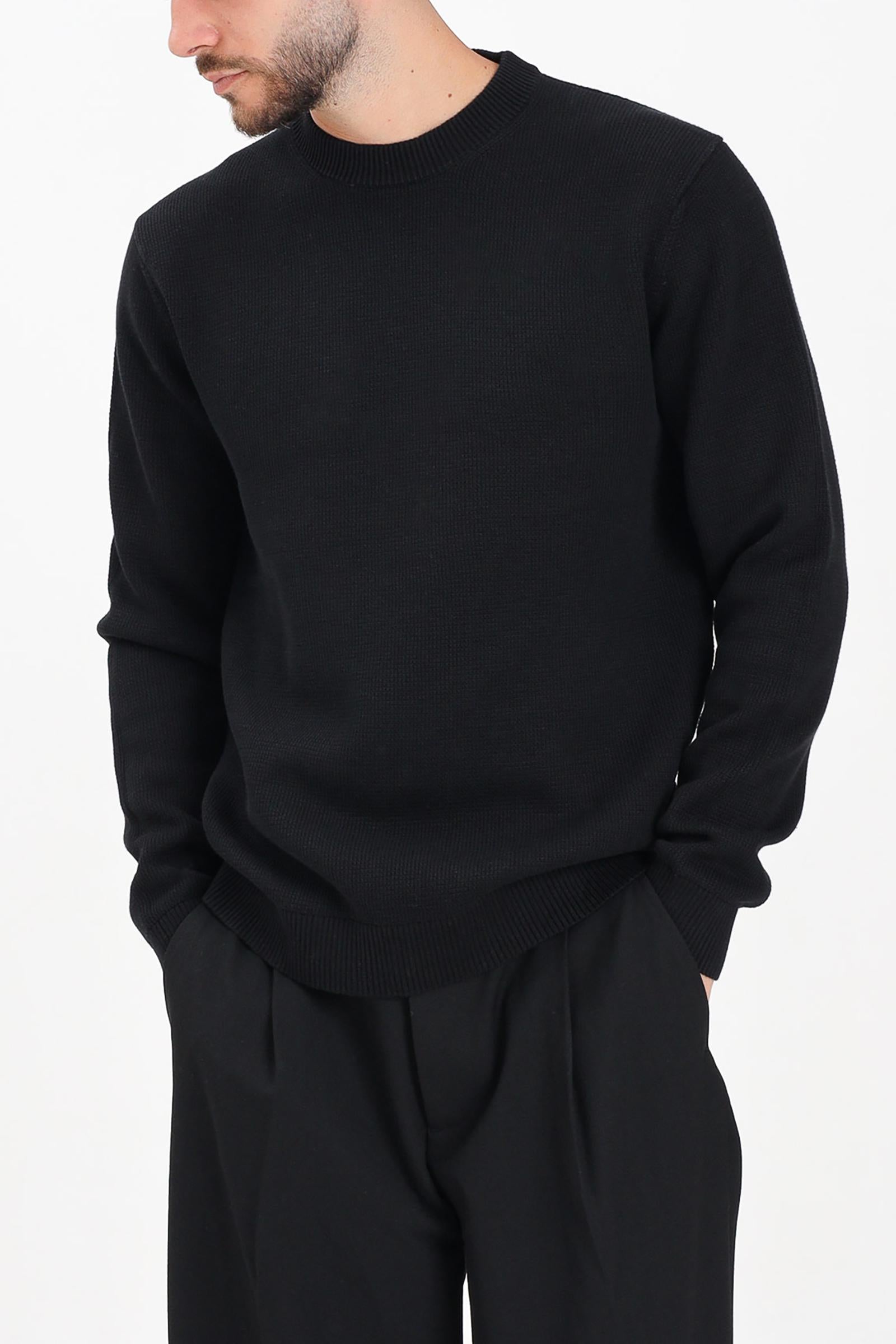 SELECTED - KNITWEAR AND SWEATSHIRTS