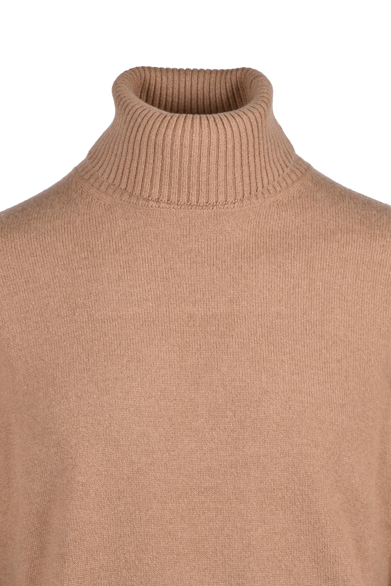KANGRA - KNITWEAR AND SWEATSHIRTS