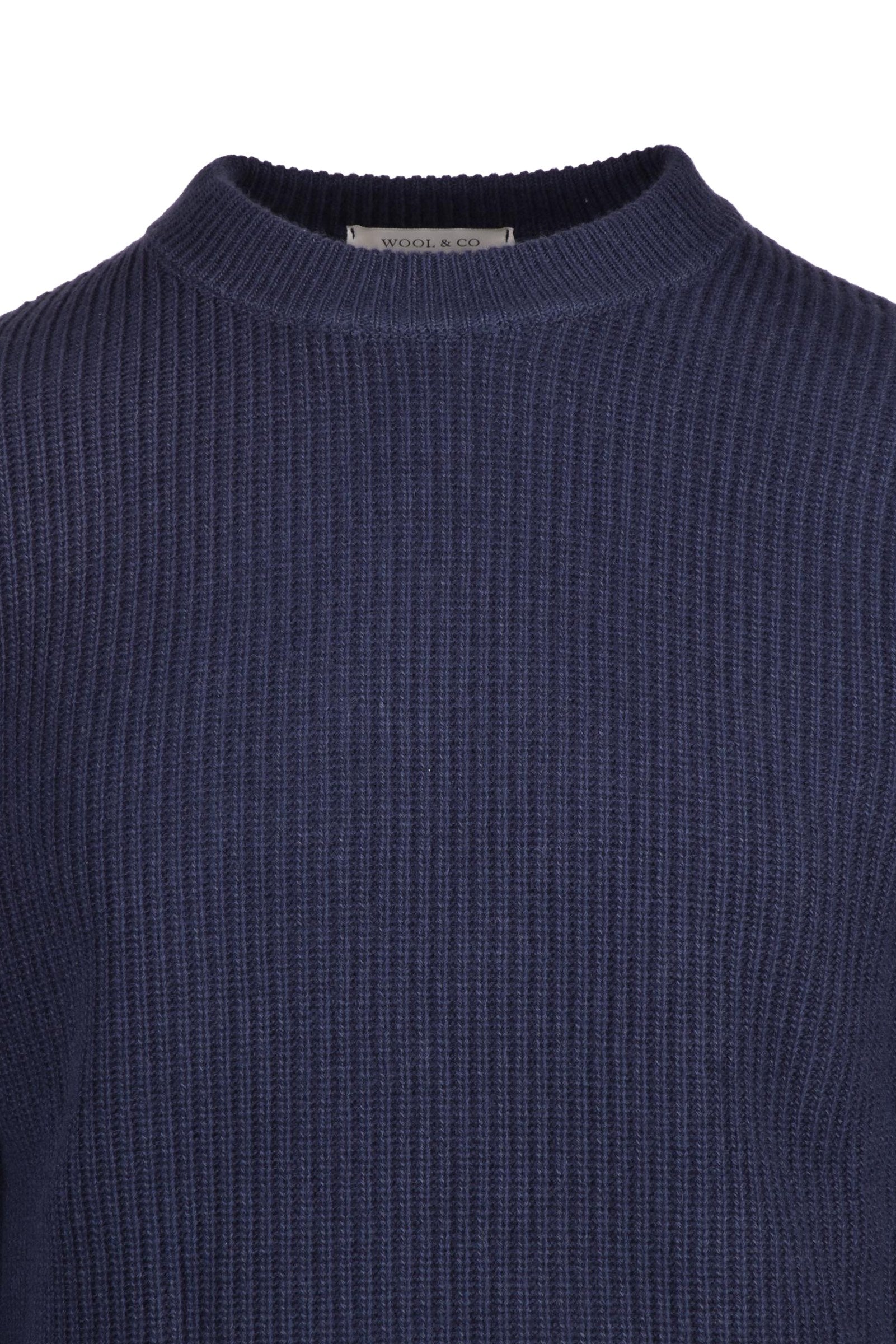 WOOL & CO - KNITWEAR AND SWEATSHIRTS