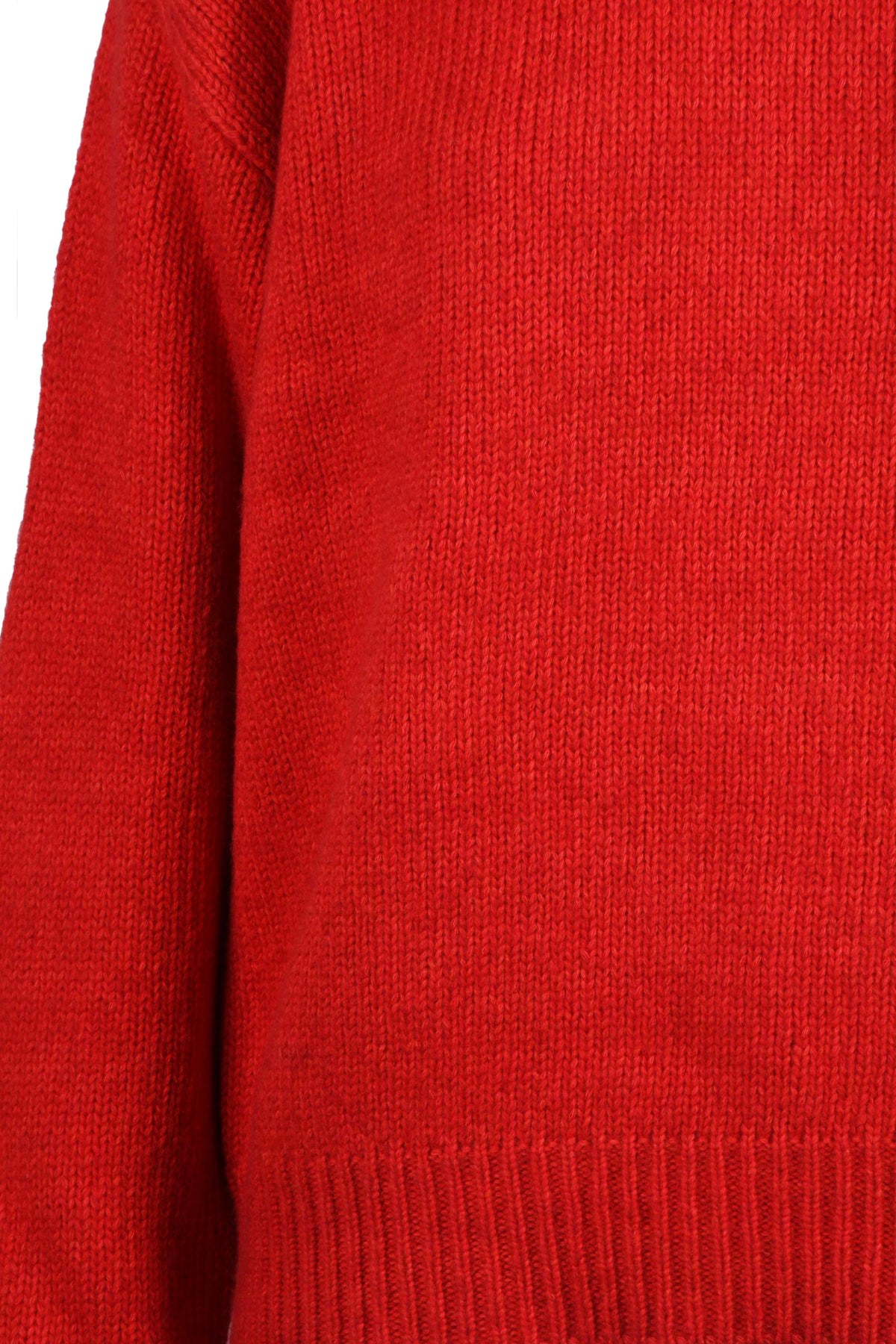 ADD - KNITWEAR AND SWEATSHIRTS