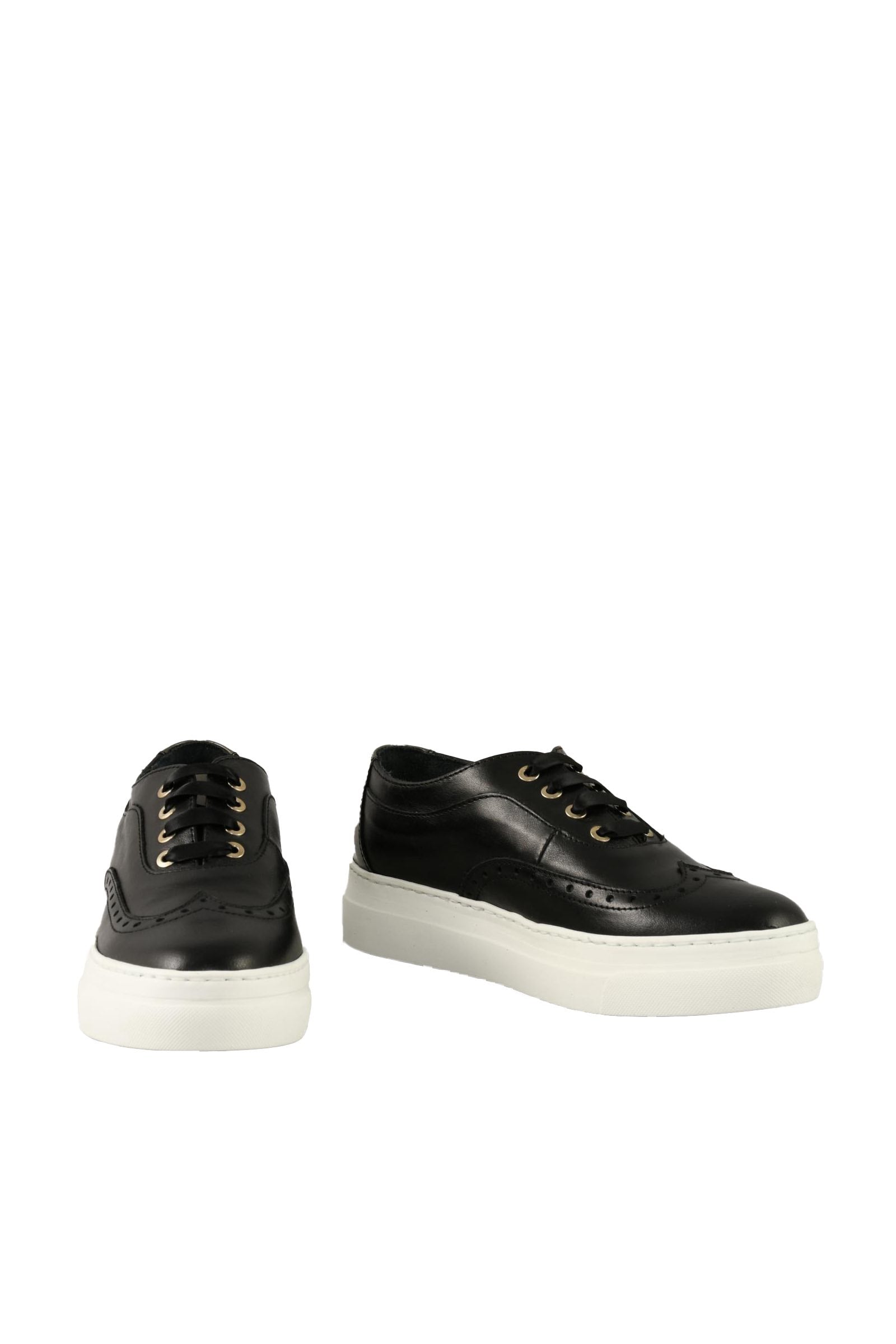 TWELVE STYLE DIVISION - SHOES