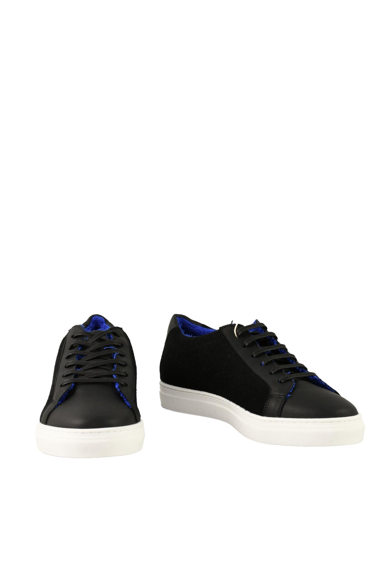 TWELVE STYLE DIVISION - SHOES
