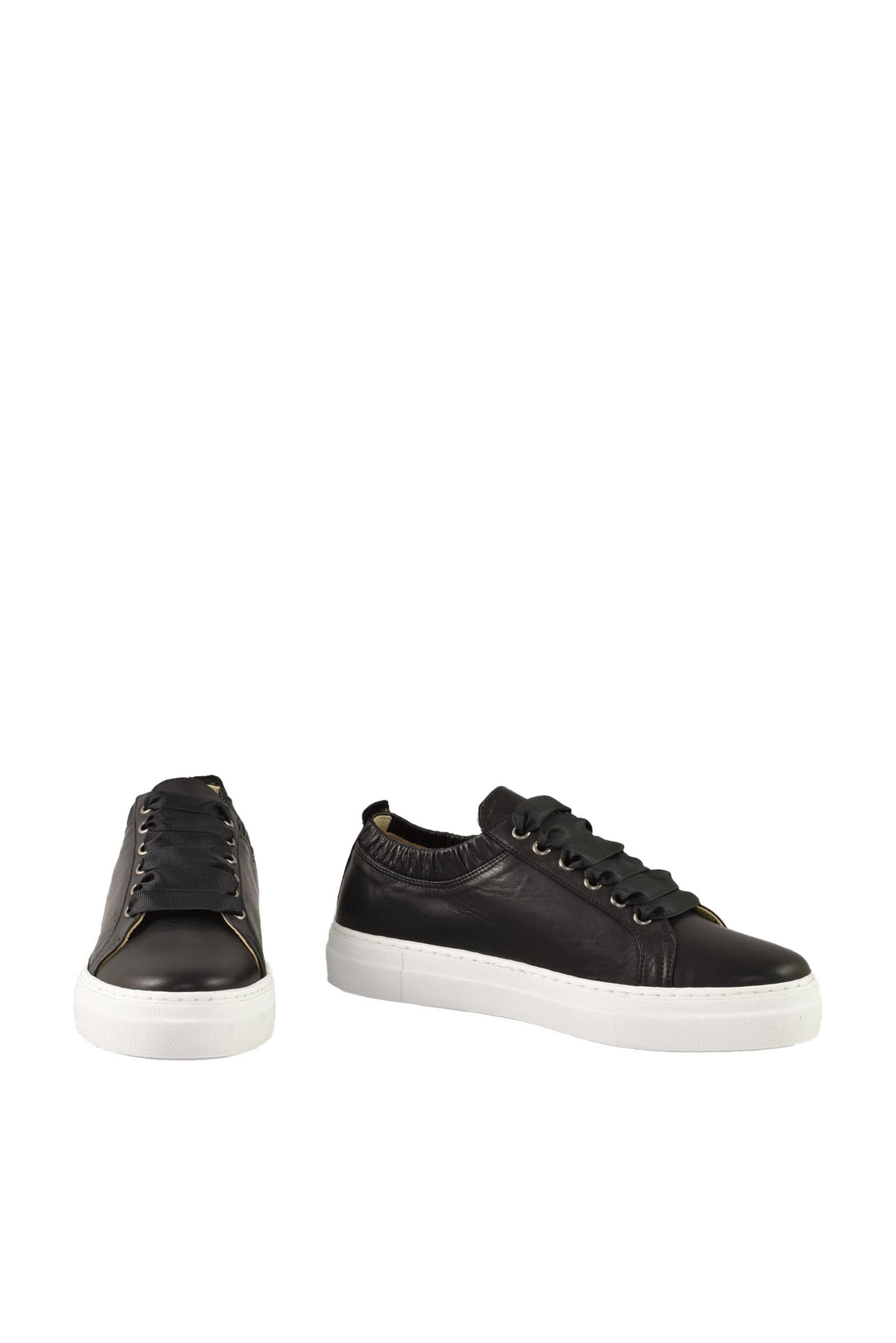 TWELVE STYLE DIVISION - SHOES