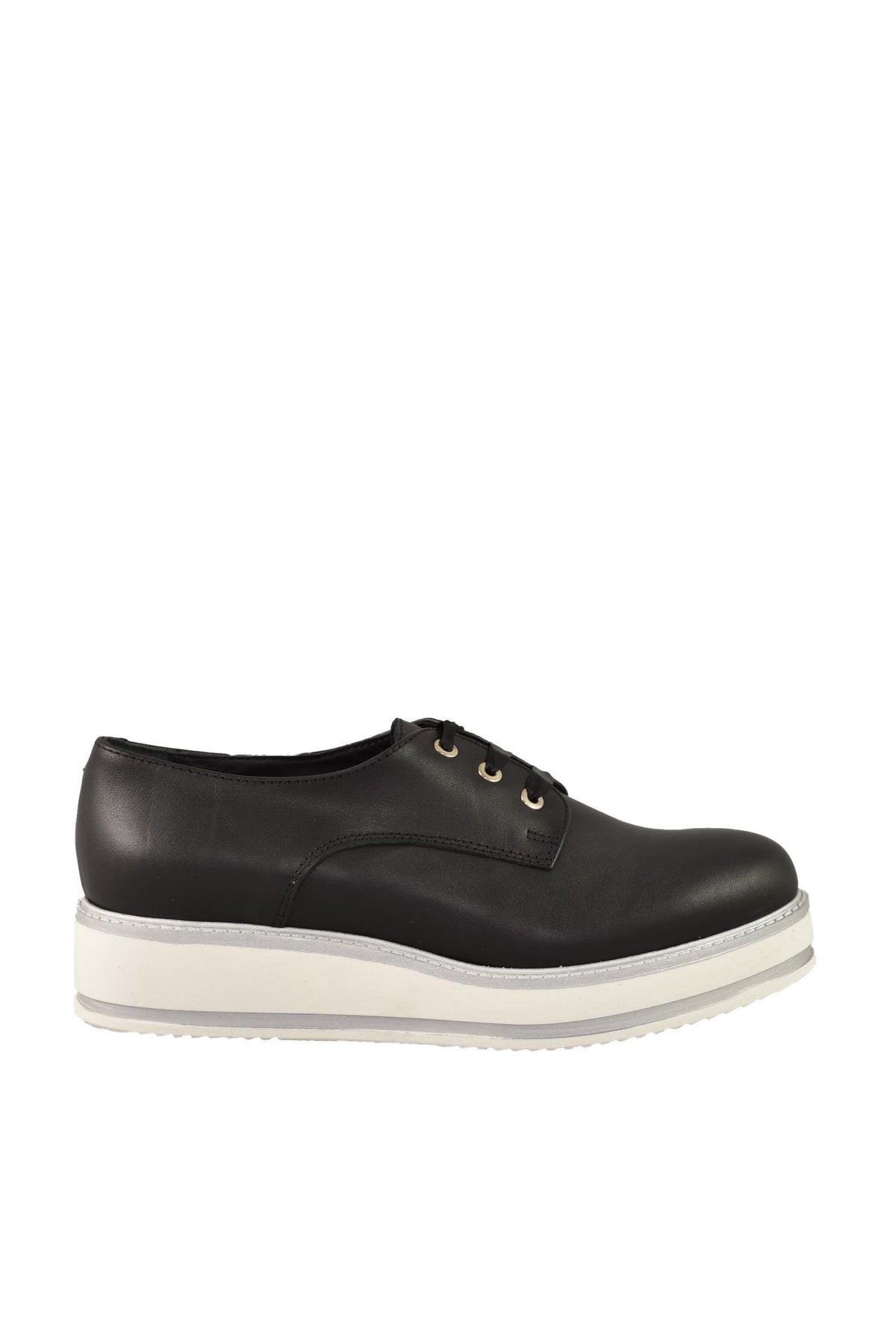 TWELVE STYLE DIVISION - SHOES