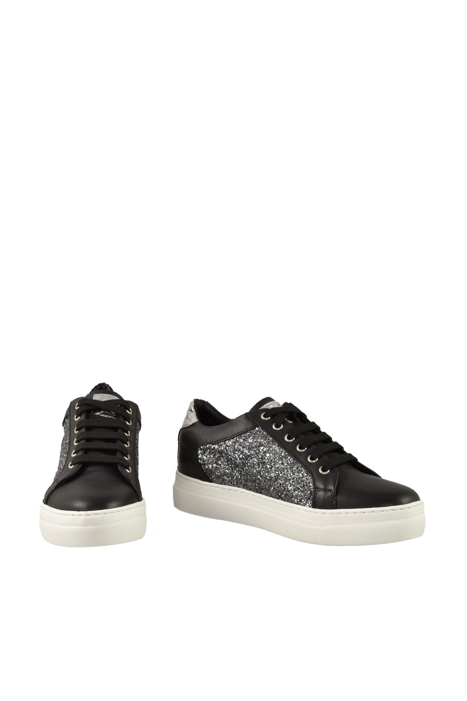 TWELVE STYLE DIVISION - SHOES