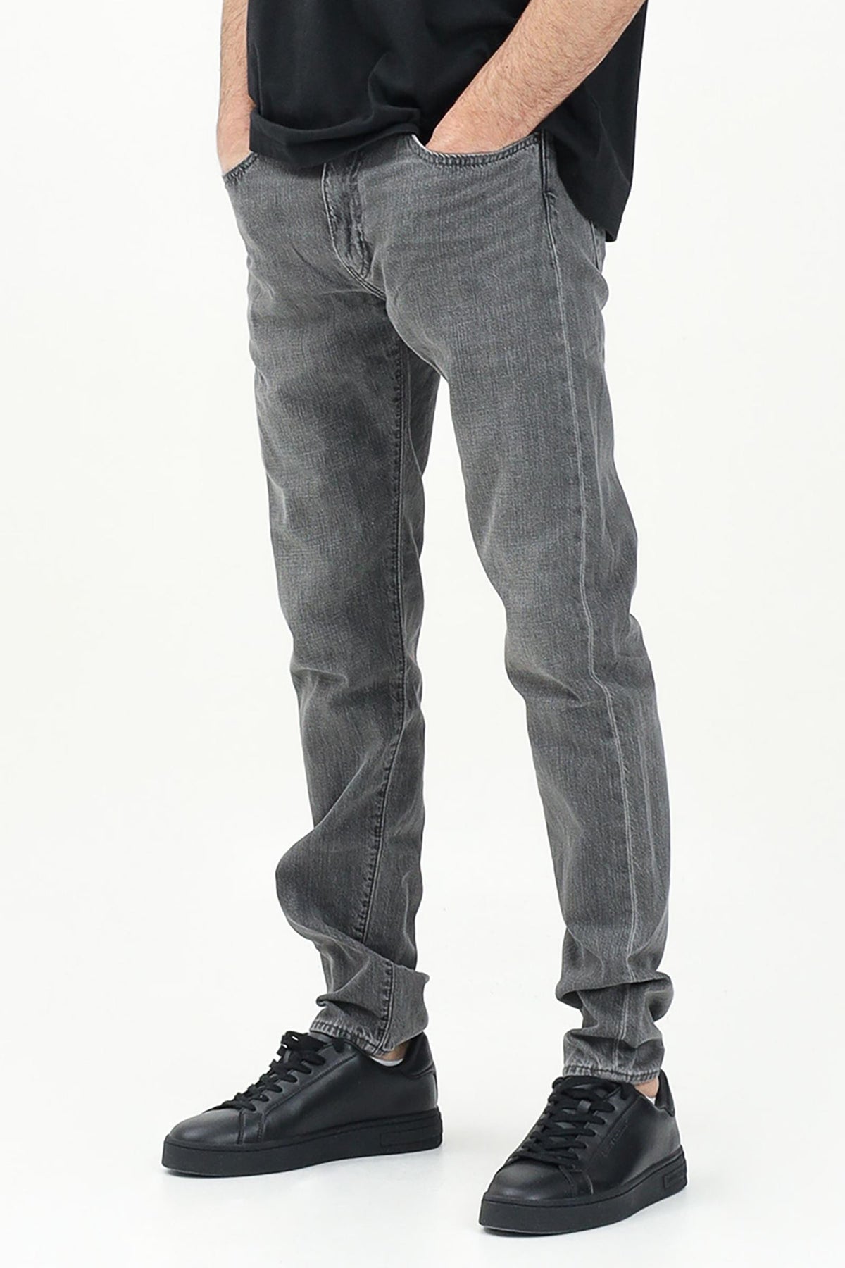 LEVI'S - TROUSERS