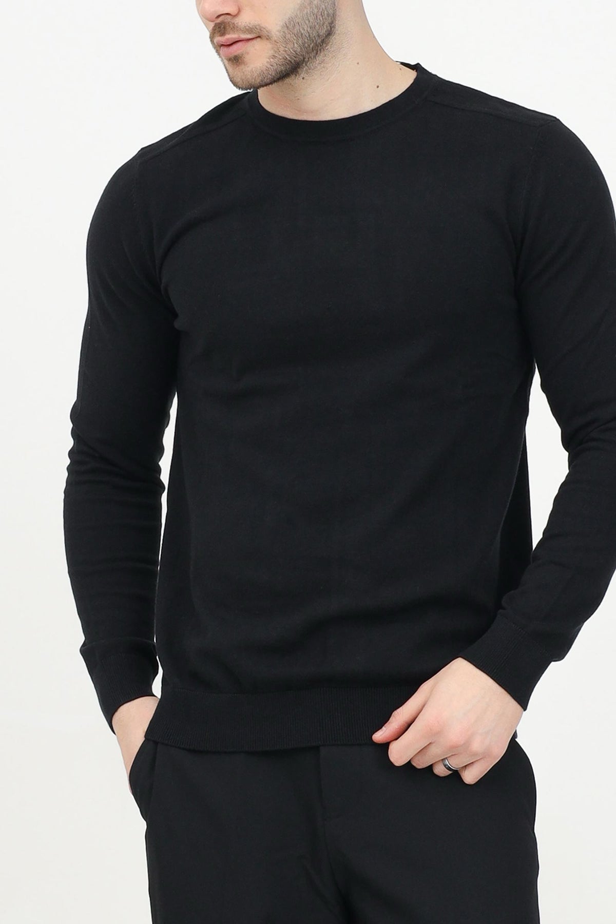 SELECTED - KNITWEAR AND SWEATSHIRTS