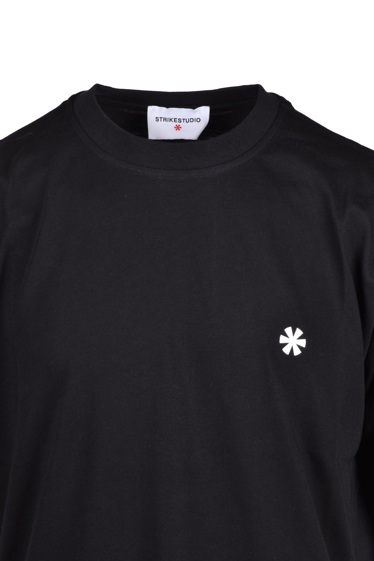 STRIKESTUDIO - T-SHIRT AND POLO