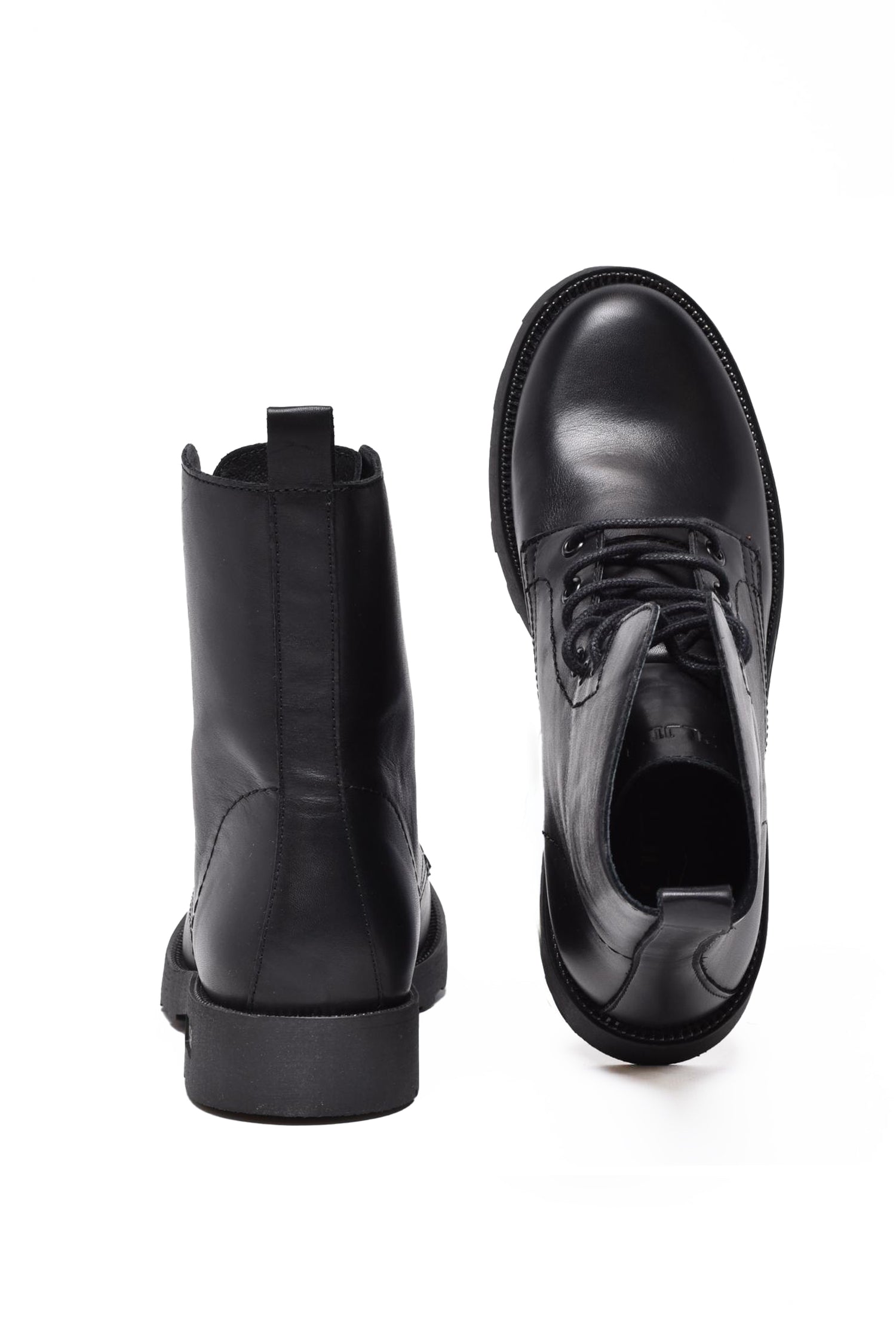 CULT - SHOES