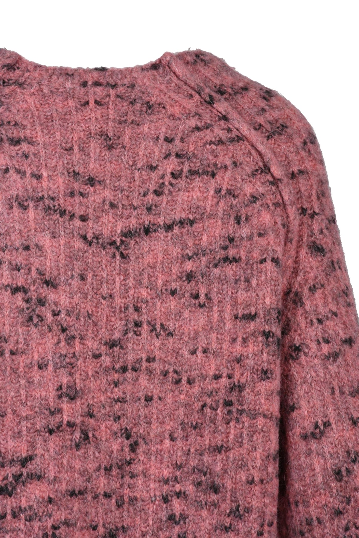 FLOOR - KNITWEAR AND SWEATSHIRTS