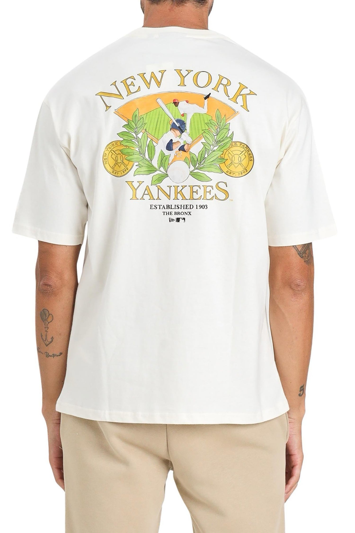 NEW ERA - T-SHIRT AND POLO