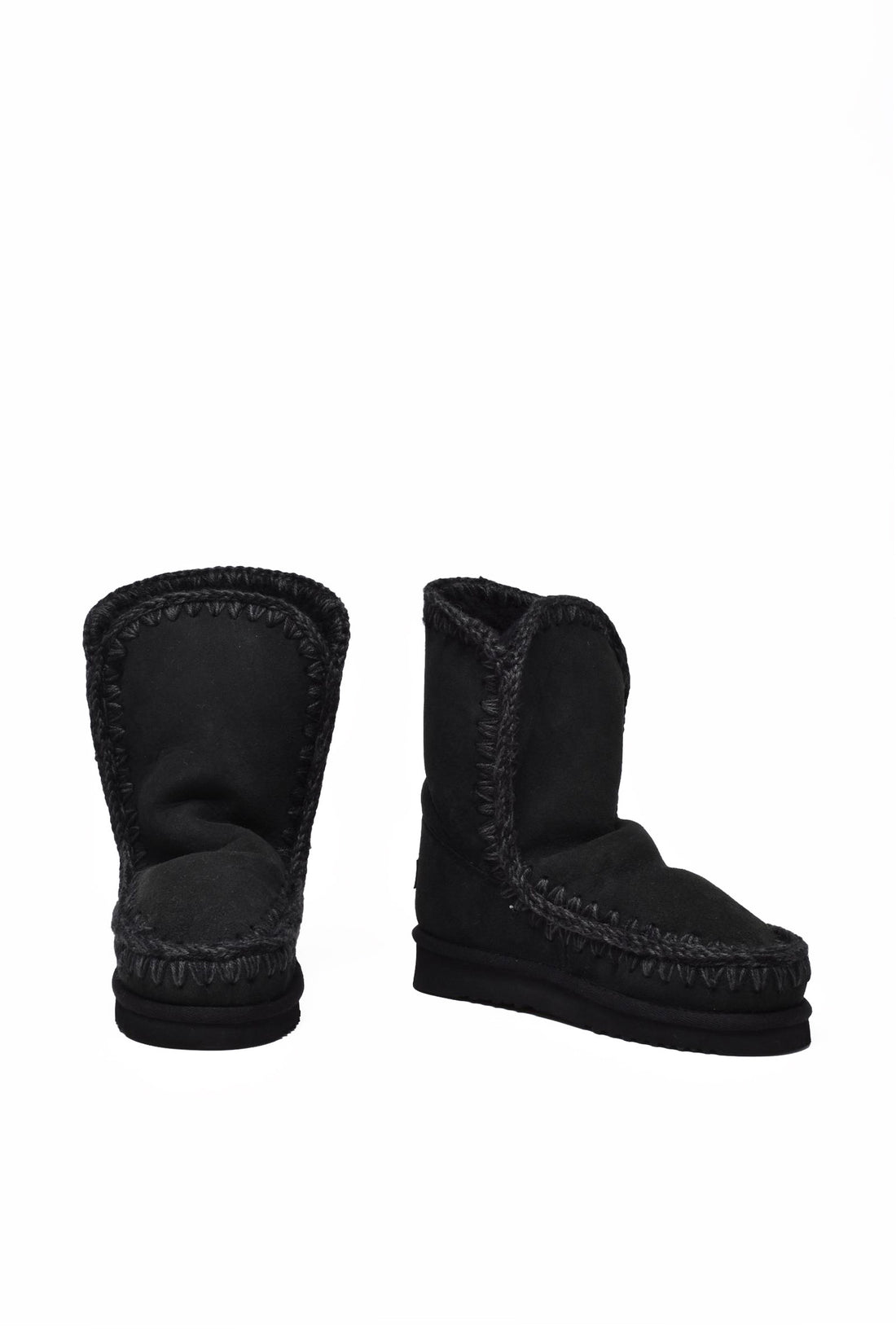 MOU - SHOES