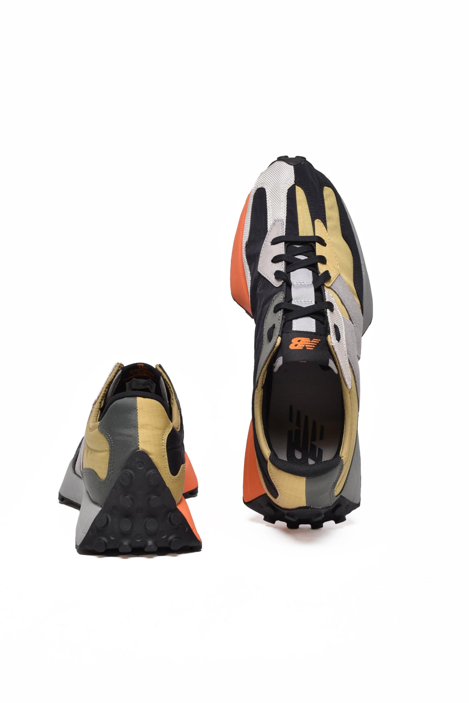 NEW BALANCE - SHOES