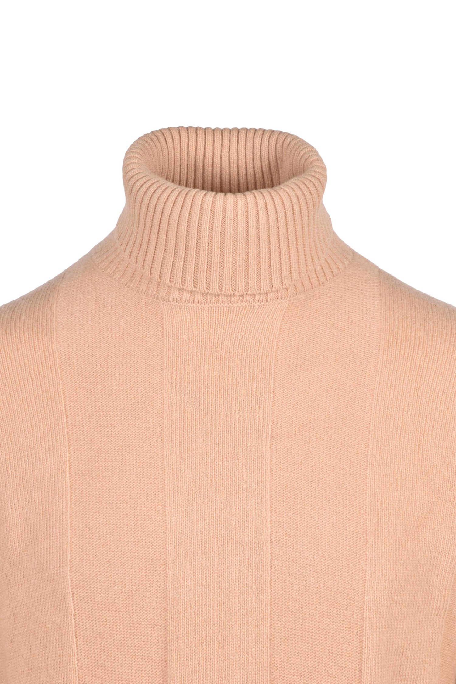 OUT/FIT - KNITWEAR AND SWEATSHIRTS